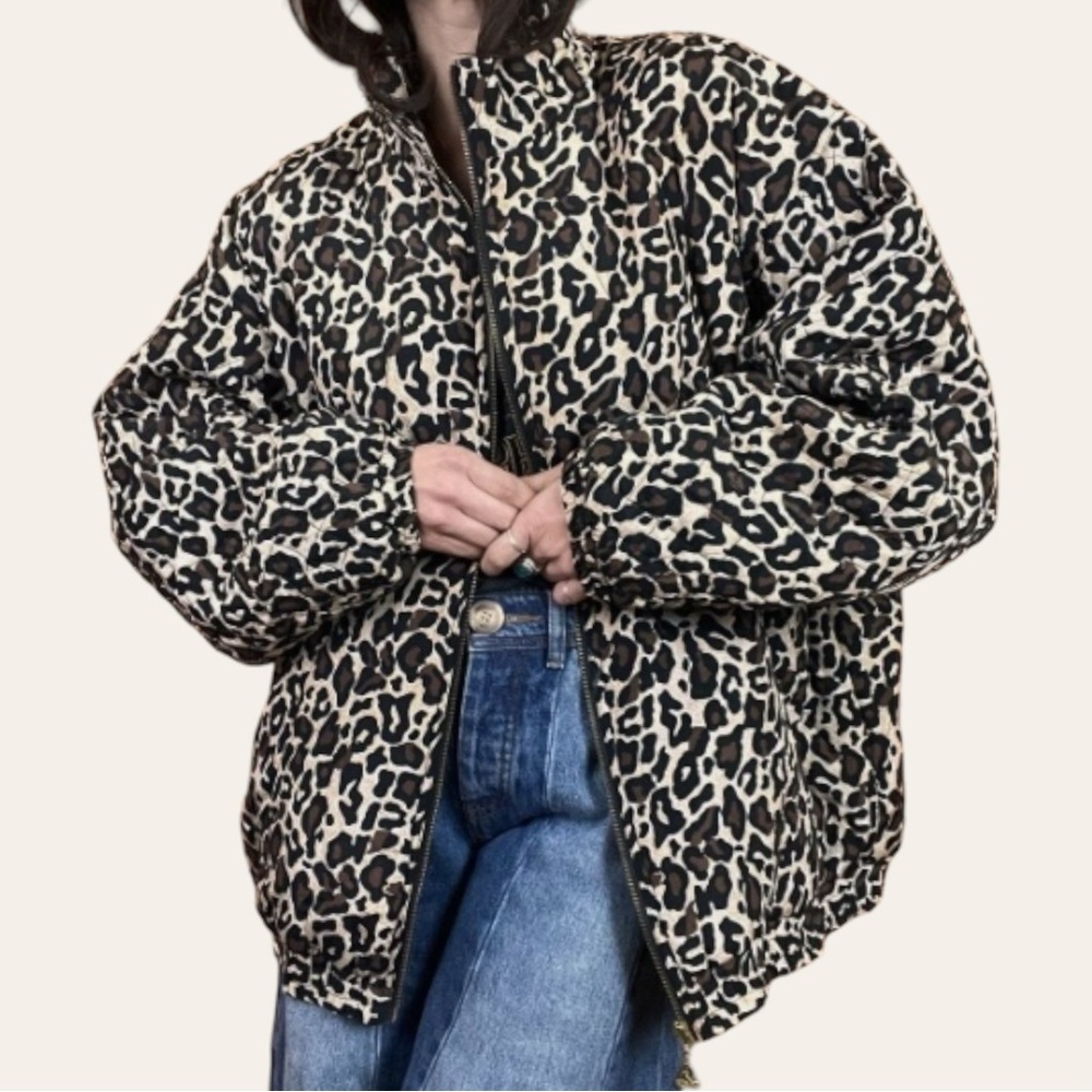 The Icing Vintage 80s Silk Animal Print Cheetah Quilted Puffer Bomber Jacket - Picture 2 of 13